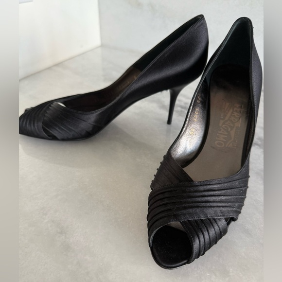 Salvatore Ferragamo Black Satin Pleated Peep-Toe Heels • 9 • NEW - Picture 6 of 11